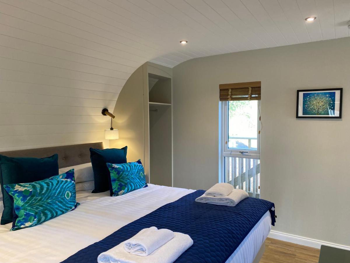 Acorn Lodge With Hot Tub Cupar Exterior photo