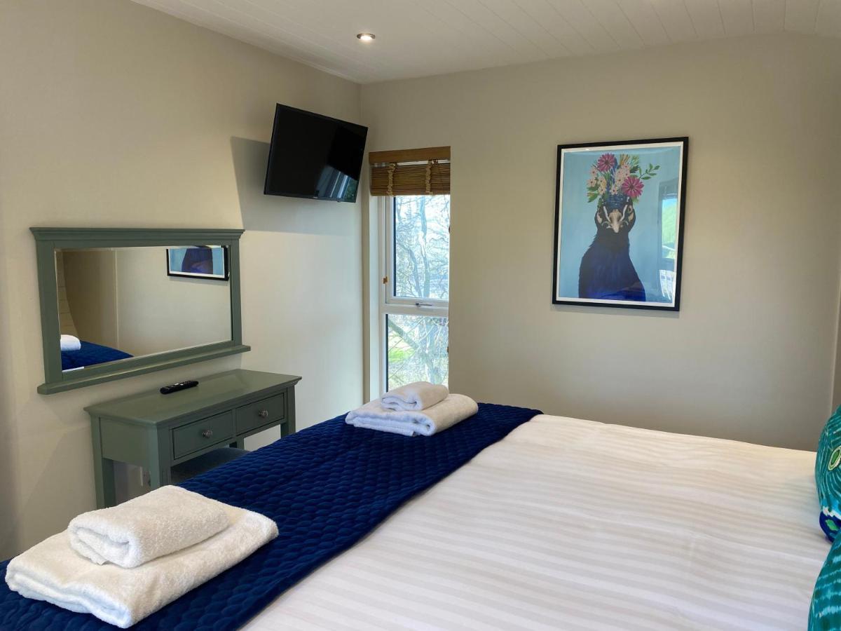 Acorn Lodge With Hot Tub Cupar Exterior photo